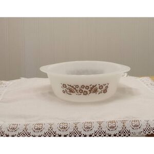 Vintage Glasbake 2 quart casserole / baking dish floral Brown pattern JS 810-77